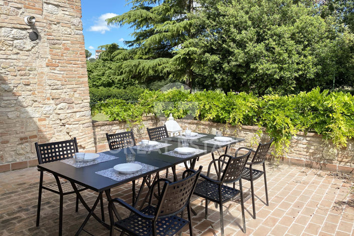 Image No.11-16 Bed Country House for sale