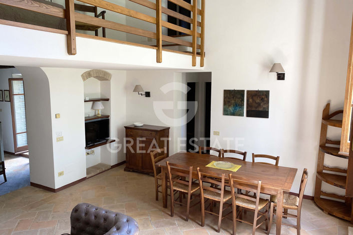 Image No.23-16 Bed Country House for sale