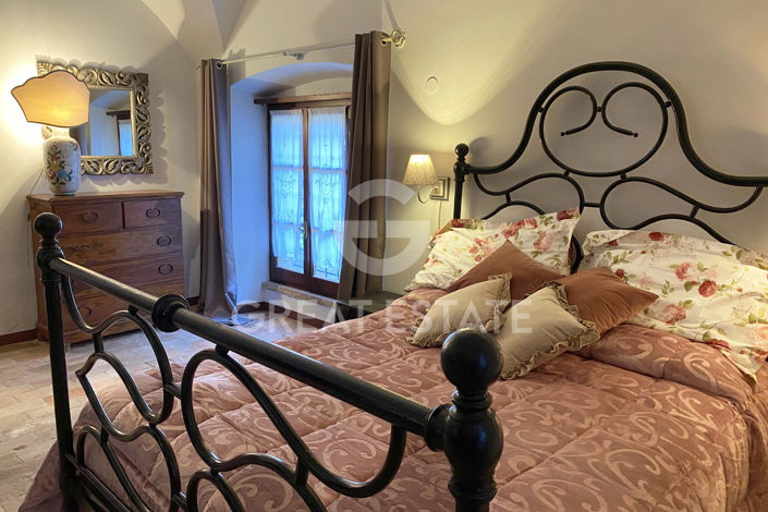 Image No.33-16 Bed Country House for sale