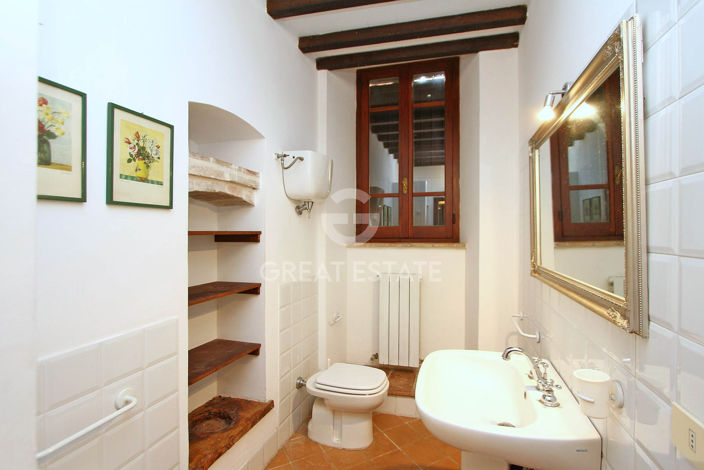 Image No.41-16 Bed Country House for sale