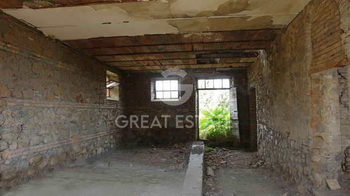 Image No.10-7 Bed Country House for sale