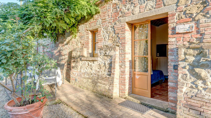 Image No.11-Maison de campagne de 9 chambres à vendre à Foiano della Chiana