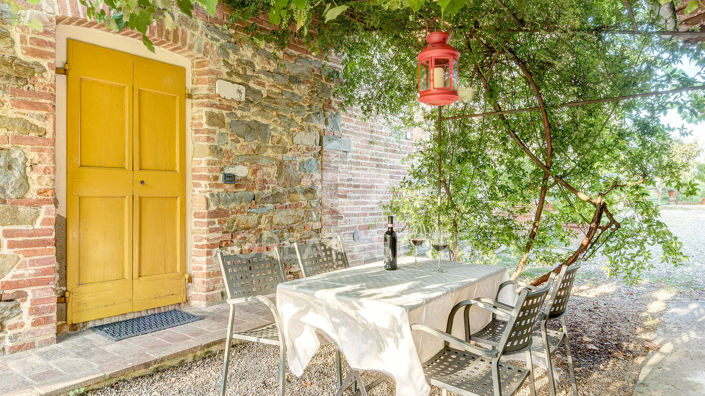 Image No.12-Maison de campagne de 9 chambres à vendre à Foiano della Chiana