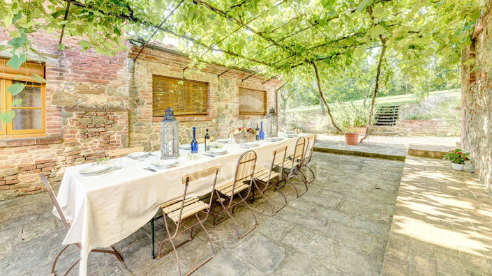 Image No.14-Maison de campagne de 9 chambres à vendre à Foiano della Chiana