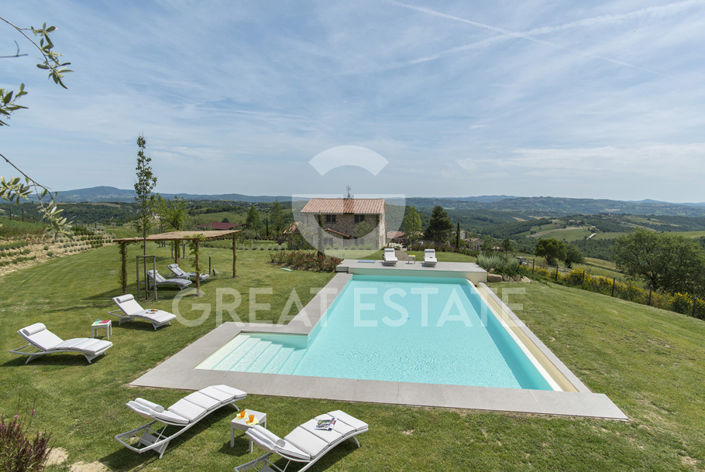 Image No.10-4 Bed Country House for sale