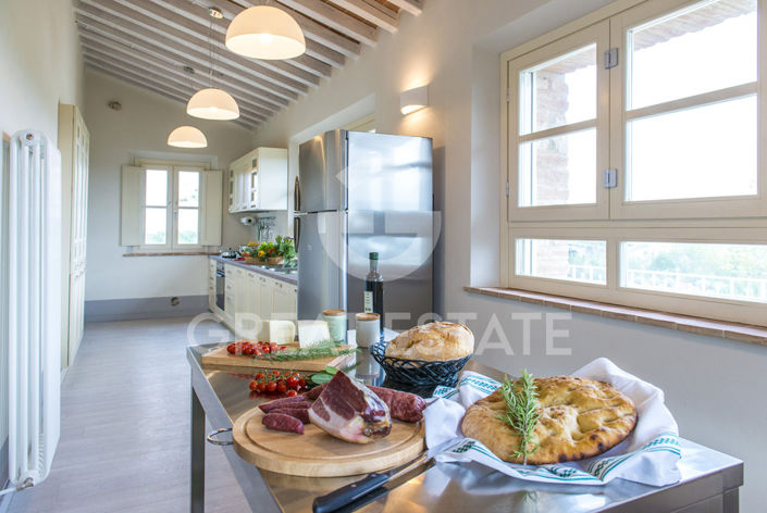 Image No.13-4 Bed Country House for sale