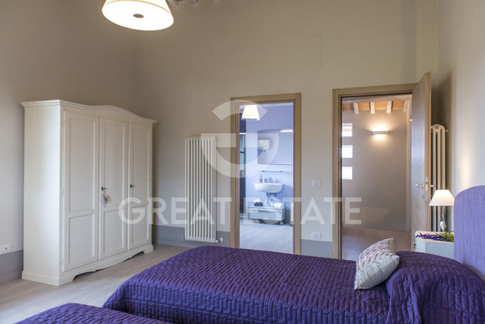 Image No.15-4 Bed Country House for sale