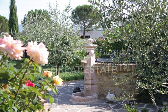 Image No.24-3 Bed Villa for sale