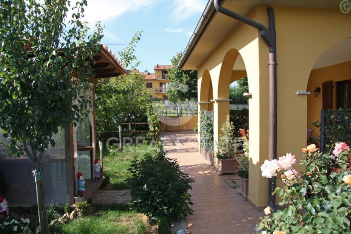 Image No.3-3 Bed Villa for sale