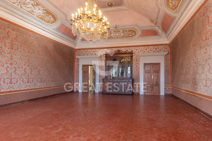 Image No.11-11 Bed Country House for sale