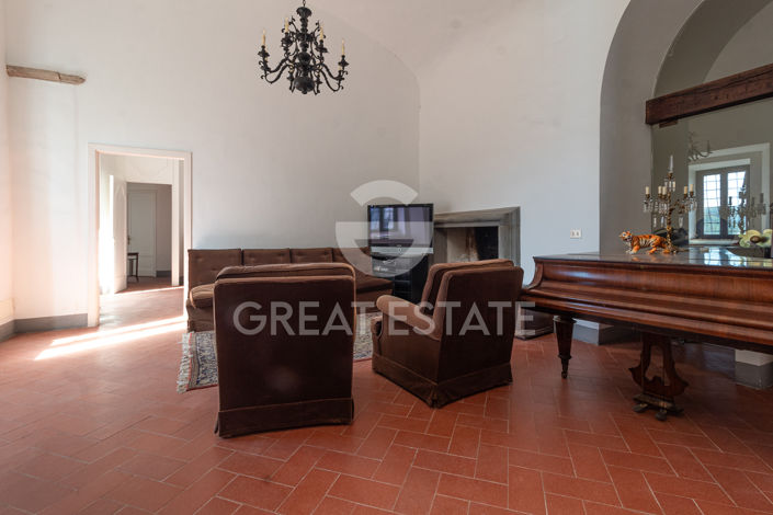 Image No.16-11 Bed Country House for sale
