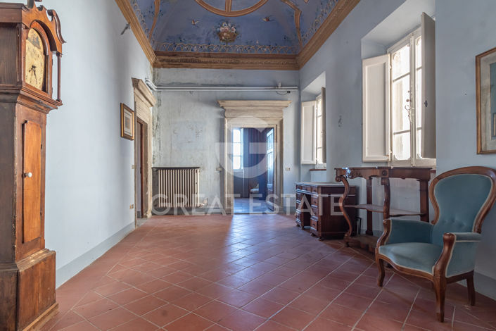 Image No.22-11 Bed Country House for sale