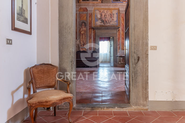 Image No.27-11 Bed Country House for sale