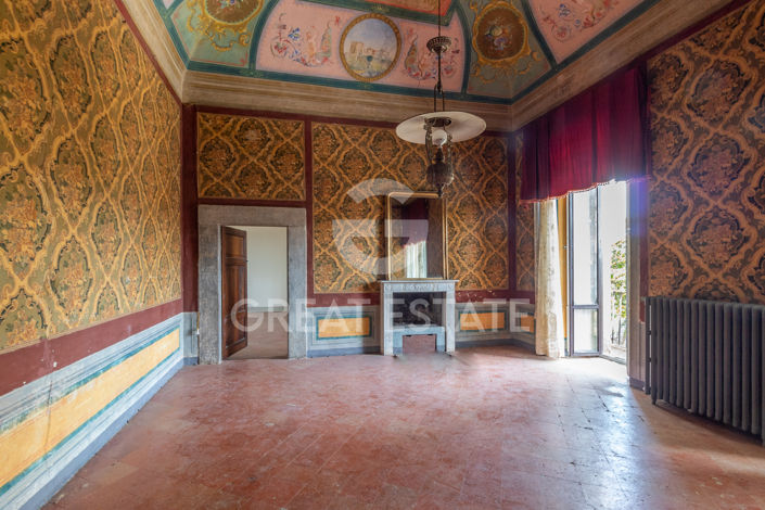 Image No.33-11 Bed Country House for sale