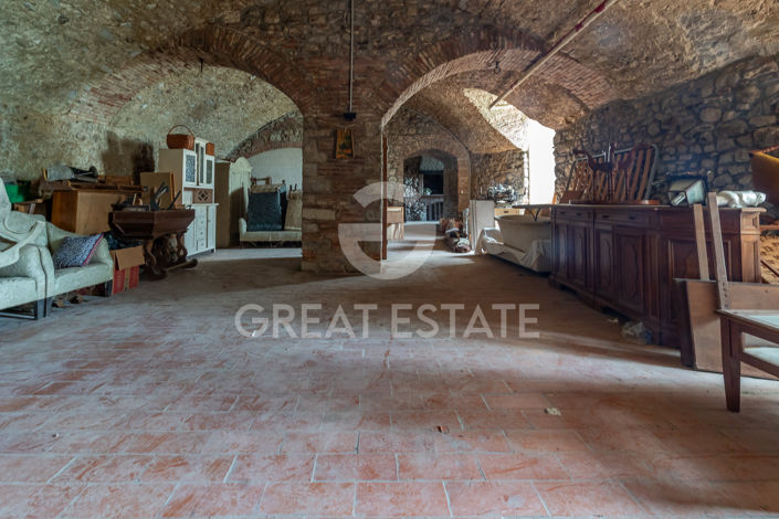 Image No.39-11 Bed Country House for sale