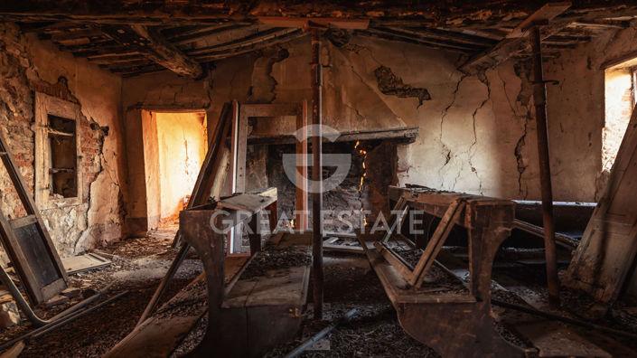 Image No.21-Country House for sale