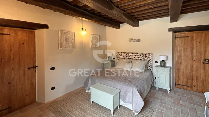 Image No.15-5 Bed Country House for sale