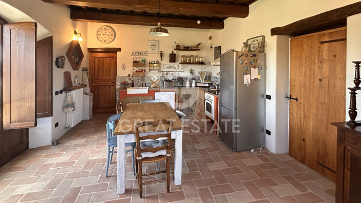 Image No.6-5 Bed Country House for sale