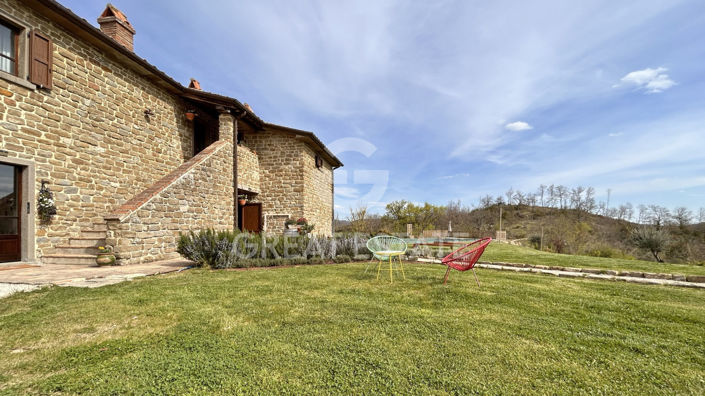 Image No.8-5 Bed Country House for sale