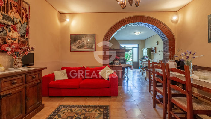 Image No.16-3 Bed Country House for sale