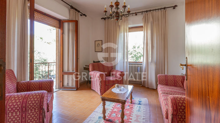 Image No.2-3 Bed Country House for sale