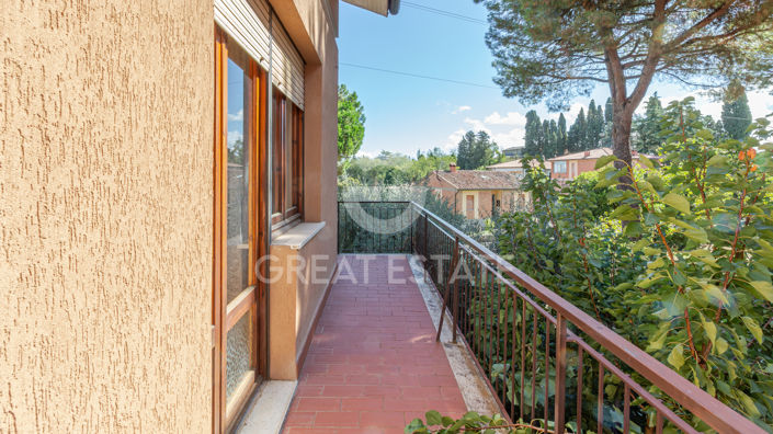 Image No.9-3 Bed Country House for sale