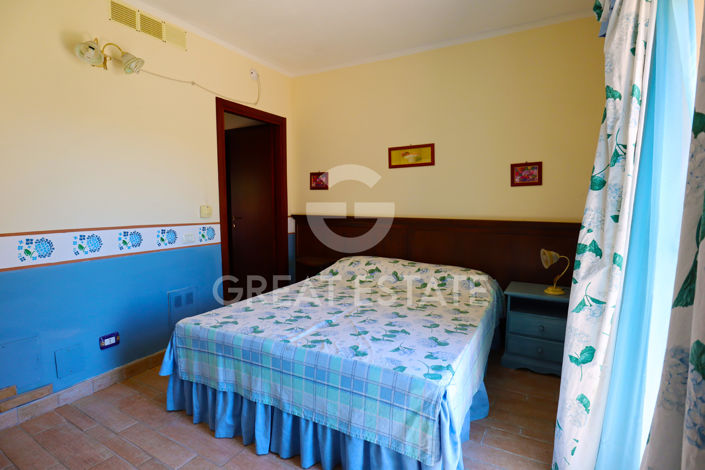 Image No.26-20 Bed Country House for sale