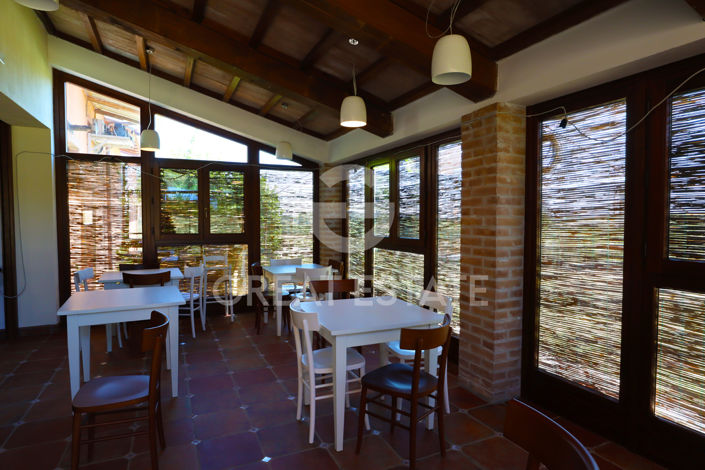 Image No.39-20 Bed Country House for sale