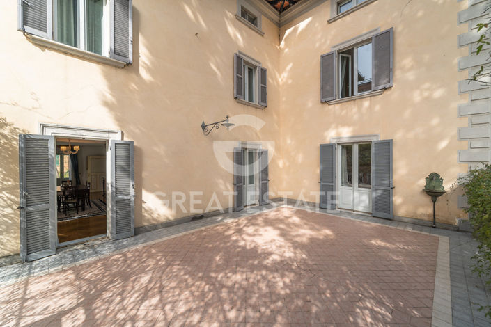 Image No.10-11 Bed Villa for sale