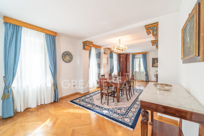 Image No.14-11 Bed Villa for sale