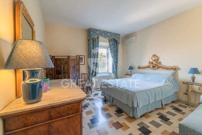 Image No.21-11 Bed Villa for sale