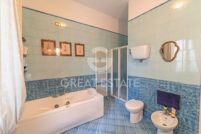 Image No.23-11 Bed Villa for sale