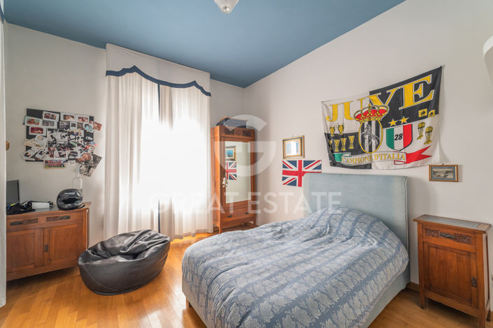 Image No.24-11 Bed Villa for sale