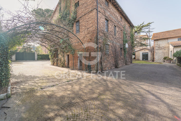 Image No.41-11 Bed Villa for sale