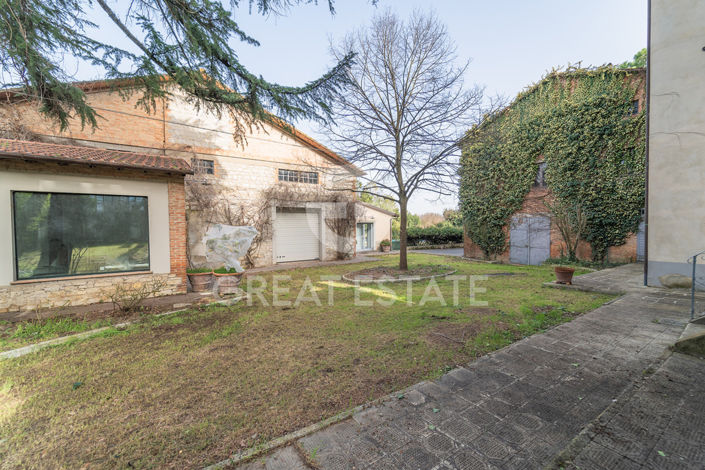 Image No.46-11 Bed Villa for sale