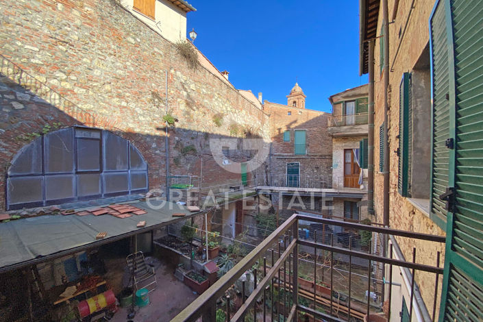 Image No.3-2 Bed Property for sale