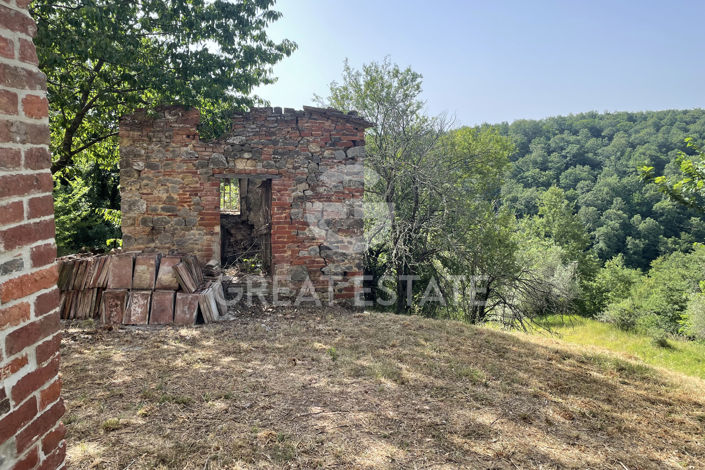 Image No.20-4 Bed Country House for sale