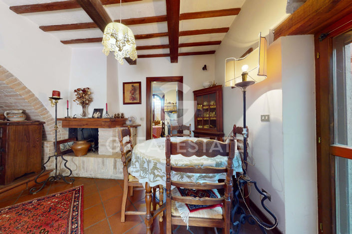 Image No.18-Maison de campagne de 5 chambres à vendre à Perugia