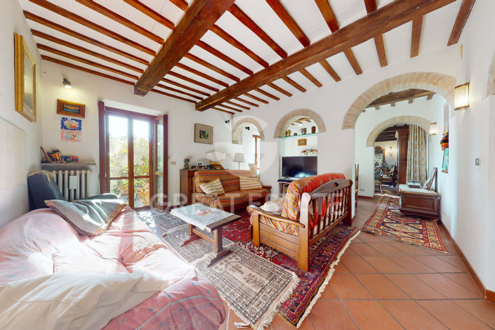 Image No.2-Maison de campagne de 5 chambres à vendre à Perugia