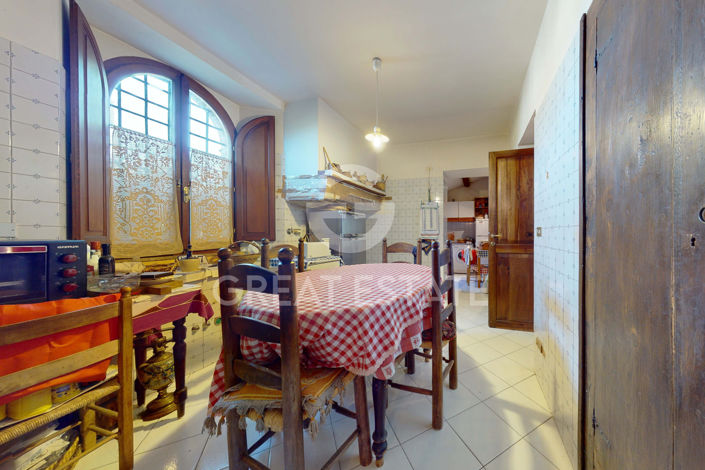 Image No.20-Maison de campagne de 5 chambres à vendre à Perugia