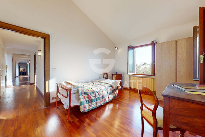 Image No.28-Maison de campagne de 5 chambres à vendre à Perugia