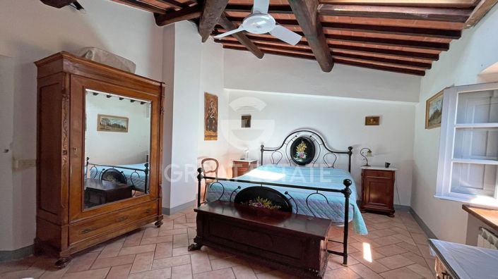 Image No.21-4 Bed Country House for sale