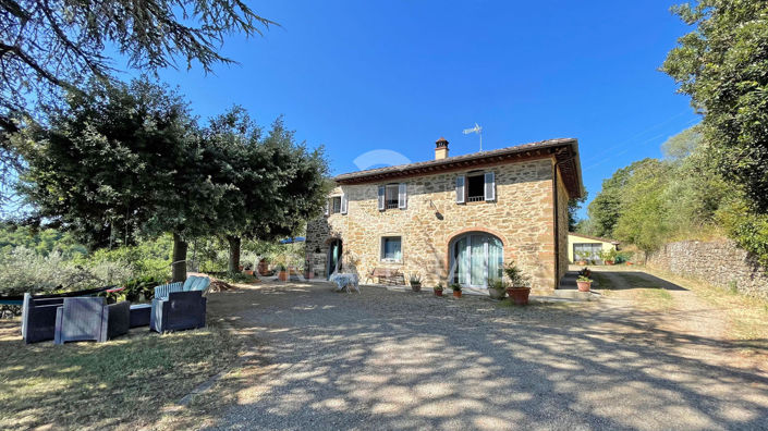 Image No.8-4 Bed Country House for sale