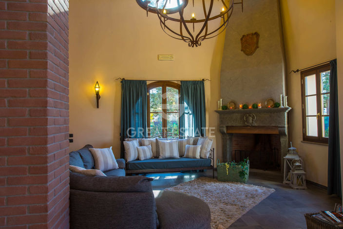 Image No.32-4 Bed Villa for sale