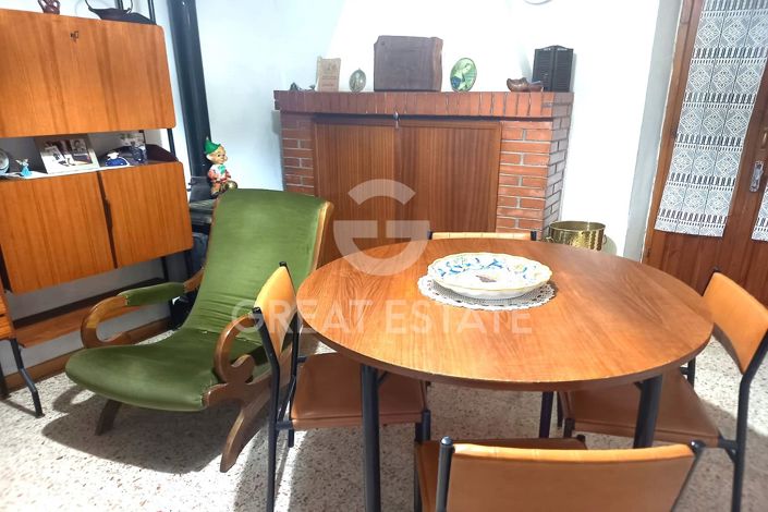 Image No.11-Propriété de 4 chambres à vendre à Ficulle