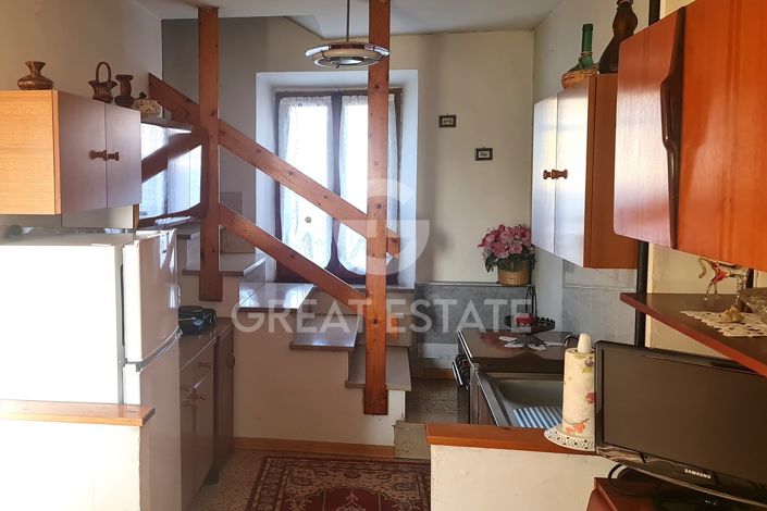 Image No.12-Propriété de 4 chambres à vendre à Ficulle