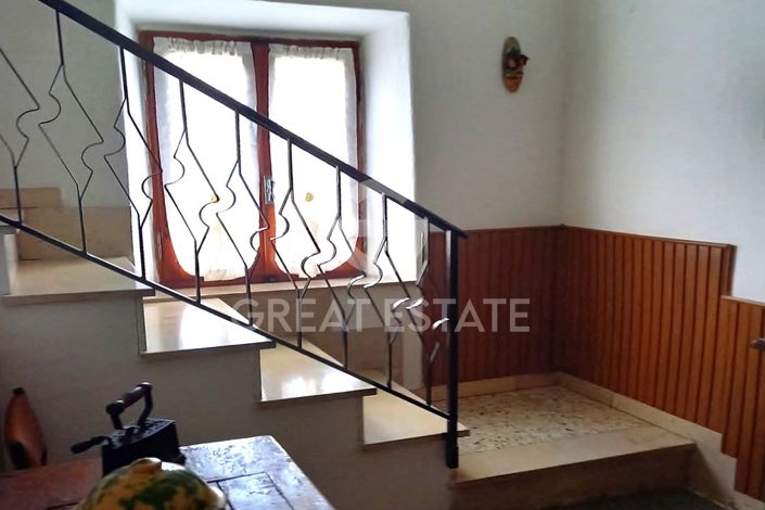 Image No.23-Propriété de 4 chambres à vendre à Ficulle