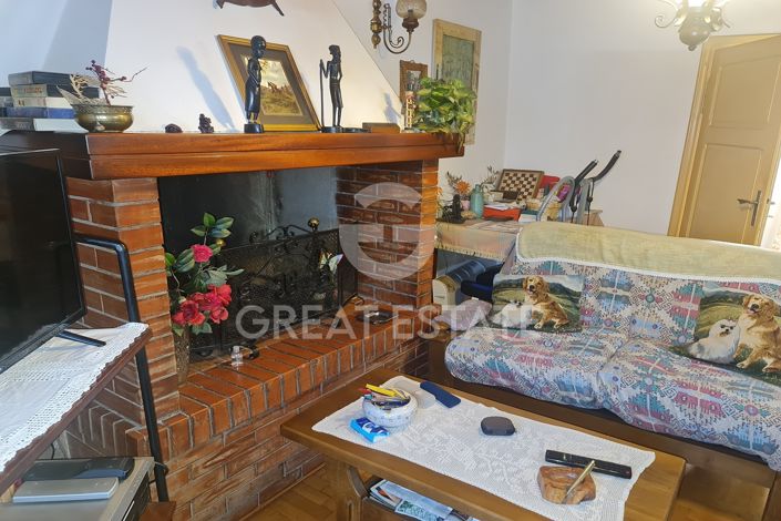 Image No.38-Propriété de 4 chambres à vendre à Ficulle