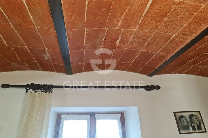 Image No.40-4 Bed Property for sale