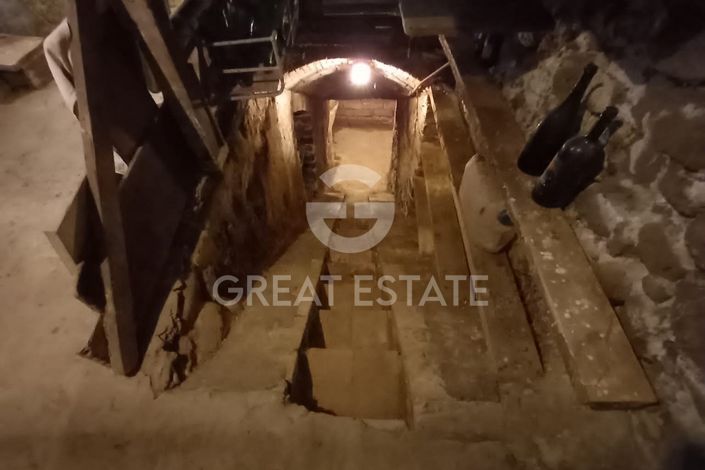 Image No.42-4 Bed Property for sale